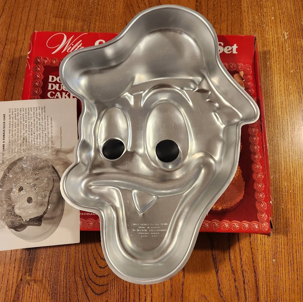 1974 Donald Duck Wilton Cake Pan in Box Vintage Donald Duck Birthday Cake Pan - Picture 6 of 16